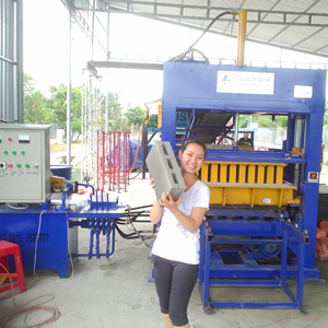 <strong>QT5</strong>-15Semi-automatic <strong>Block</strong> Making <strong>Machine</strong> - Product Image 1