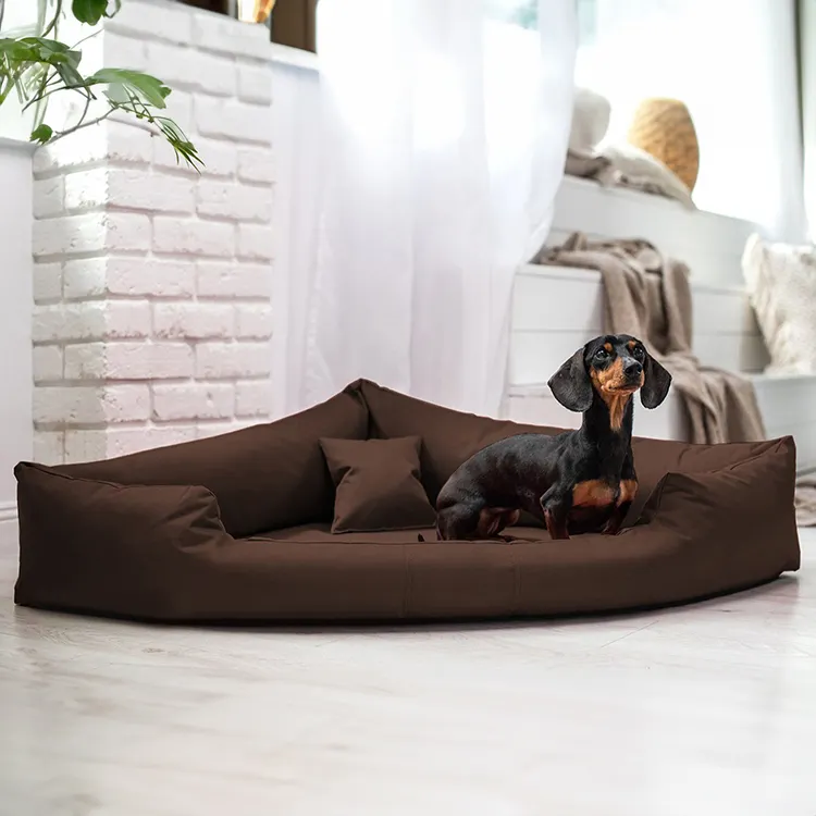 卸売カスタム犬用ベッドモダン高級トライアングル屋内屋外防水整形外科用低反発犬用ベッド