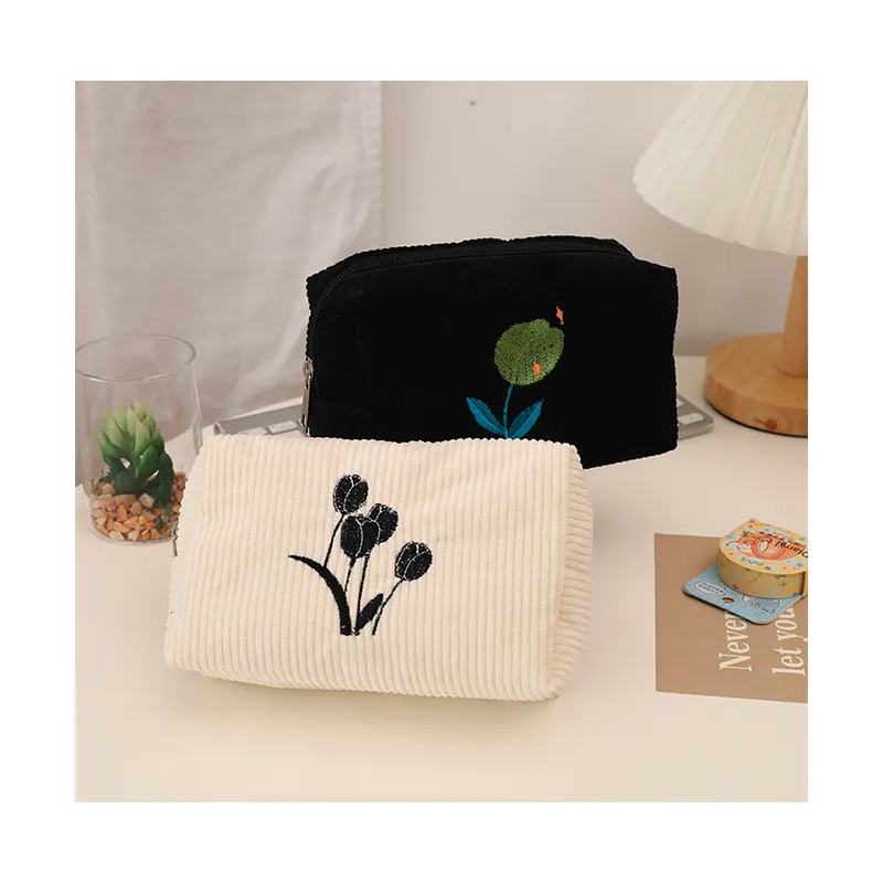 Bolsa para el cuidado de la piel de viaje de algodón con patrones de tulipanes florales nórdicos con logotipo personalizado para regalo de belleza