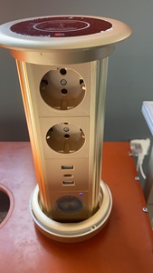 Adaptador de enchufe de extensión de enchufe de elevación multifunción con USB de enchufe emergente - Product Image 2