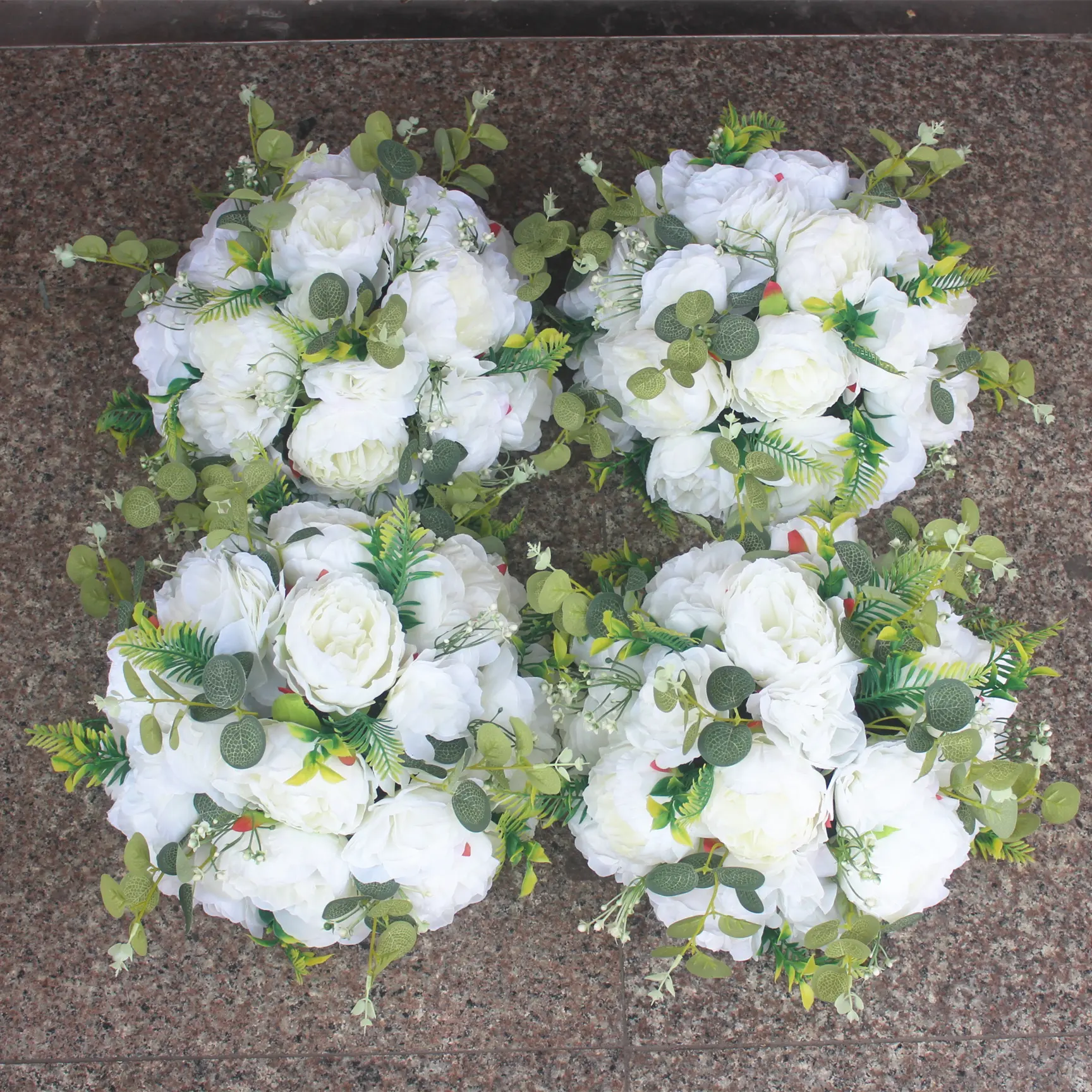 Palla centrotavola decorativa in seta artificiale con fiore di rosa per la decorazione domestica del giardino di natale della festa di evento di nozze