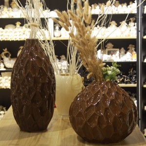 High Quality Glossy <strong>Vase</strong> with Irregular Light Luxury Feeling for Home Decoration - Product Image 1