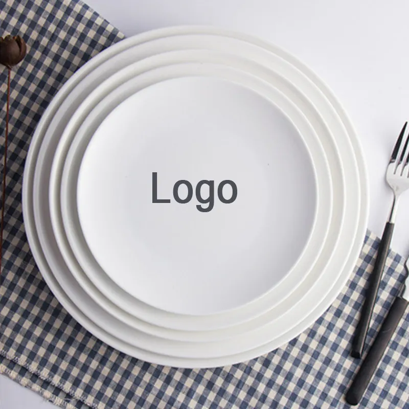 Plato de cerámica con impresión personalizada en juegos de platos de cargador, vajilla, platos de cena de porcelana fina con logotipo personalizado para restaurantes