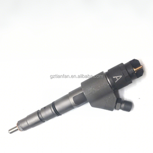 D6Eエンジン燃料噴射装置EC200B EC210B掘削機ノズルアセンブリ0445120067 4290987 0986435549 20798683用 - Product Image 1