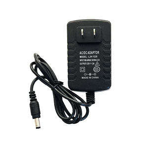 Fuente de alimentación de 12 voltios y 2 amperios Adaptador de corriente CC de 12 V 2A - Product Image 5