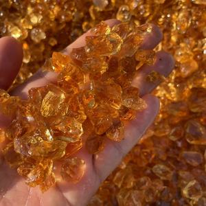Toptan yüksek kaliteli sarı doğal kristal ham taş moda ev dekorasyon hediyeler için boyutları ile 2-3cm