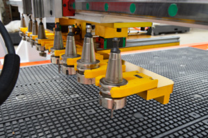 13% Discount Heavy Duty Steel Frame 2040 ATC <strong>Cnc</strong> <strong>Router</strong> <strong>Cnc</strong> Cutting <strong>Machine</strong> Working Size with Saw Head - Product Image 6