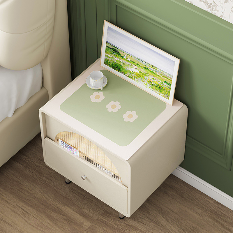 Bedside table cushion - three white flowers