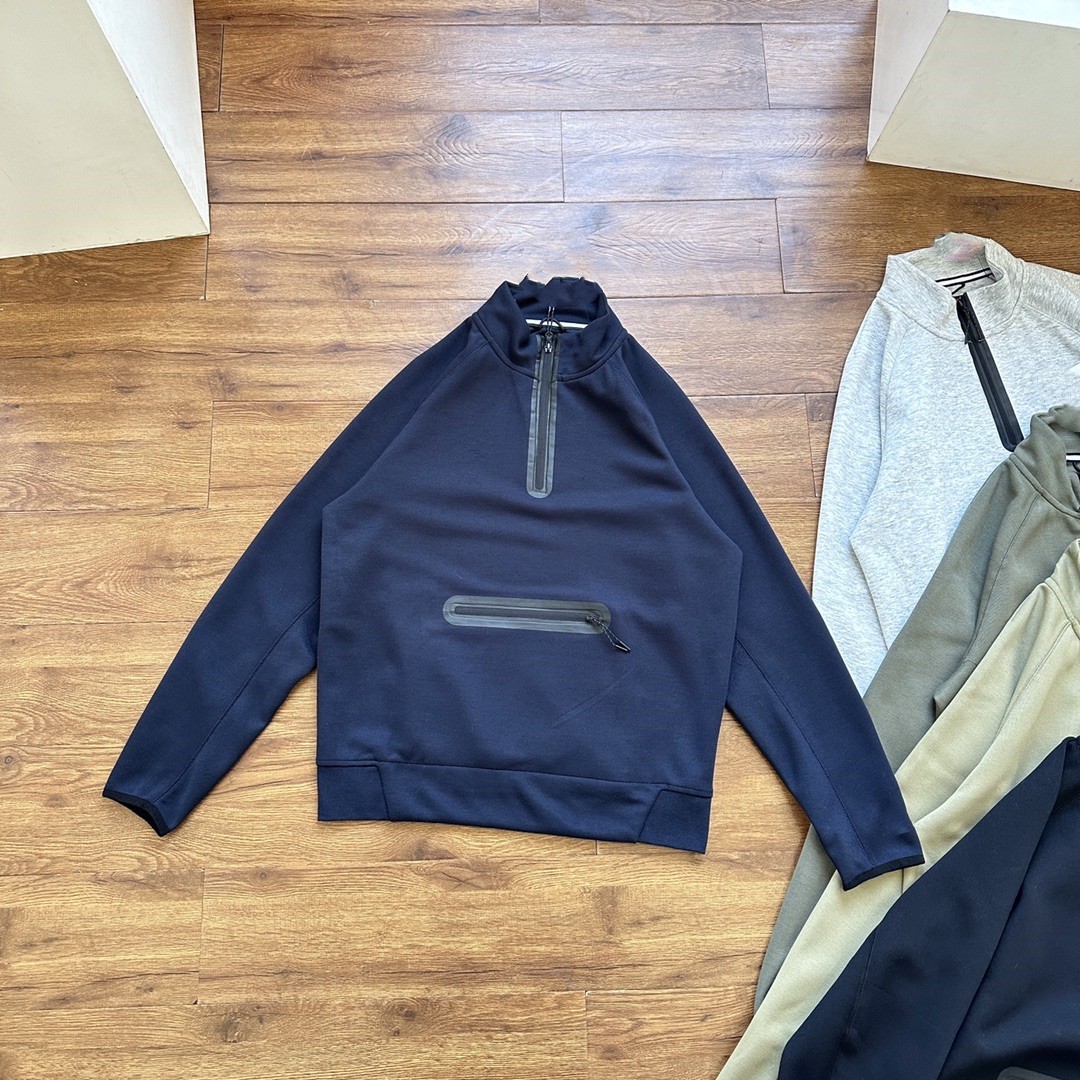 Sweat à capuche bleu marine