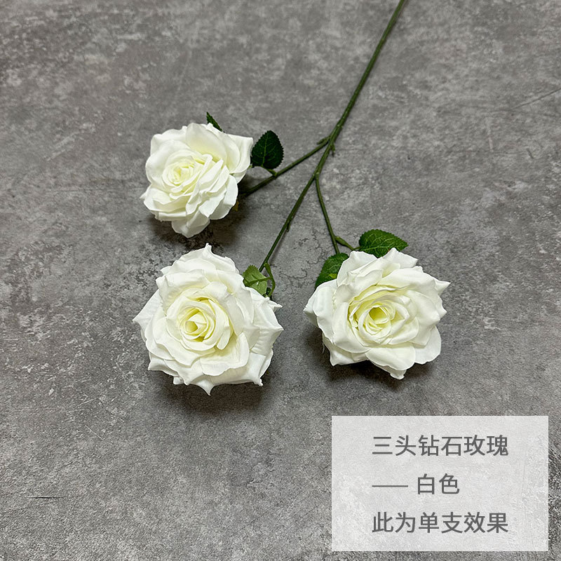 Diamant à trois têtes rose-blanc