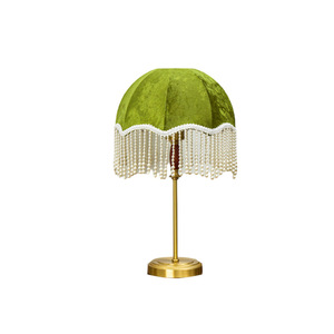Fransız vintage inci püskül lamba otel yatak odası oturma odası atmosfer lamba LED dekoratif klasik başucu lambası