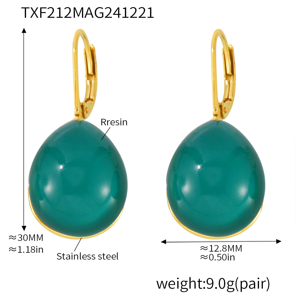 TXF212-green resin earrings