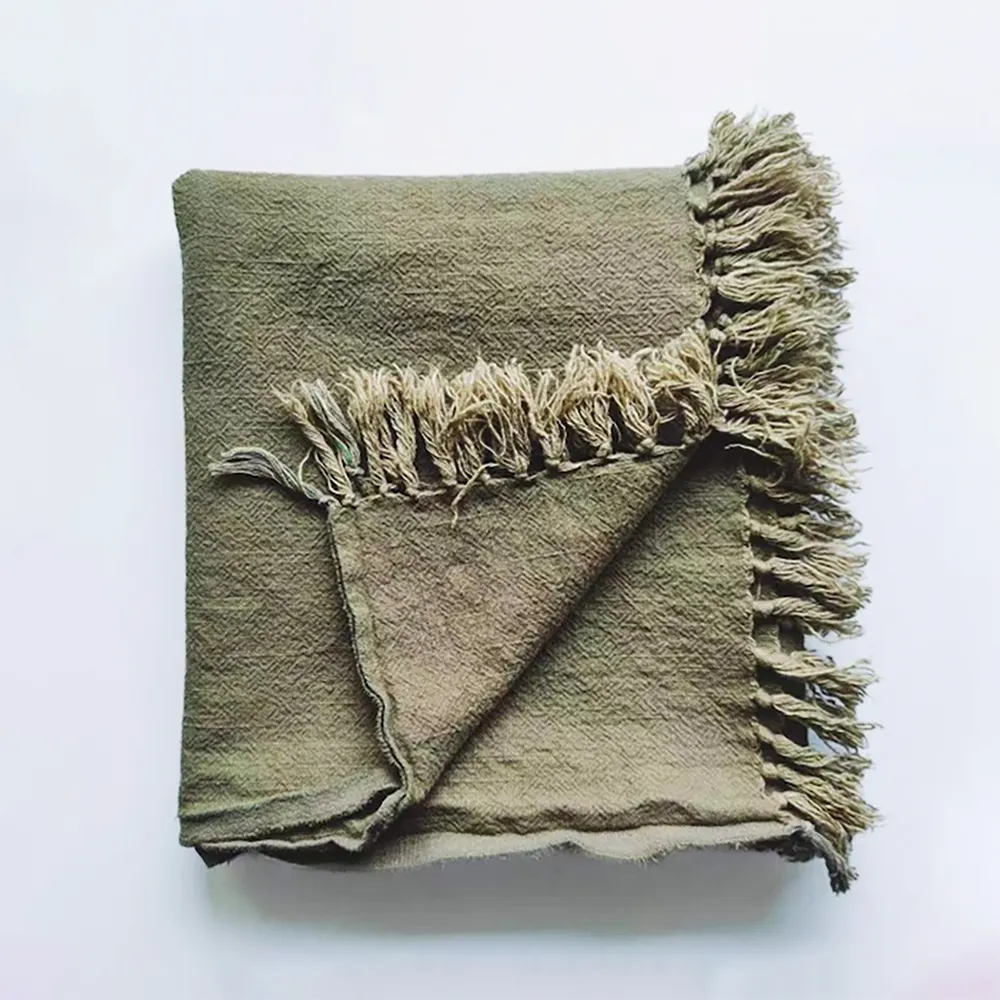 Muslin Cotton and Linen Rainette Green Blanket With Tassels