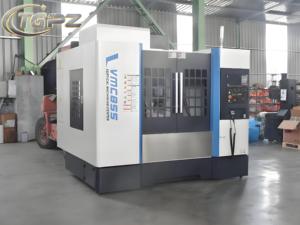 Centro di lavorazione verticale in metallo automatico a 3 assi VMC855 fresatrice verticale fresatrice verticale