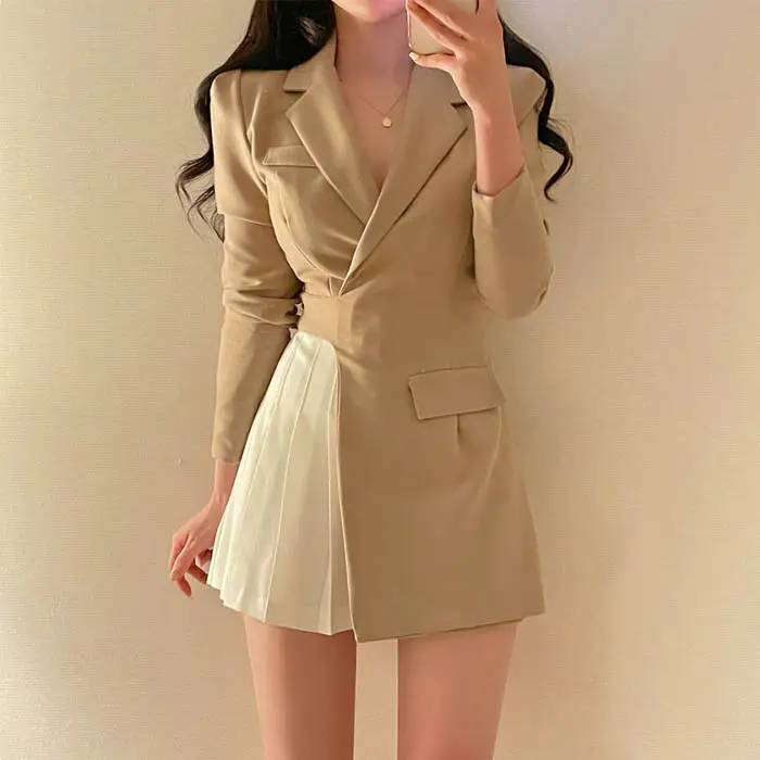 L578 nuovo 2024 estivo di Design coreano abito da donna a pieghe a contrasto di colore Chic vestito da donna 1