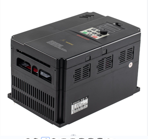 DC para AC 3 Fase 380 V/220 V MPPT Inversor de Bomba de Água Solar/VFD com Freqüência Variável e Tipo de Saída Tripla