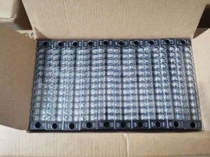 便利なKTB-1503小型ターミナルブロック新製品15A銅材料と穴を備えた現在の3ポジション - Product Image 4