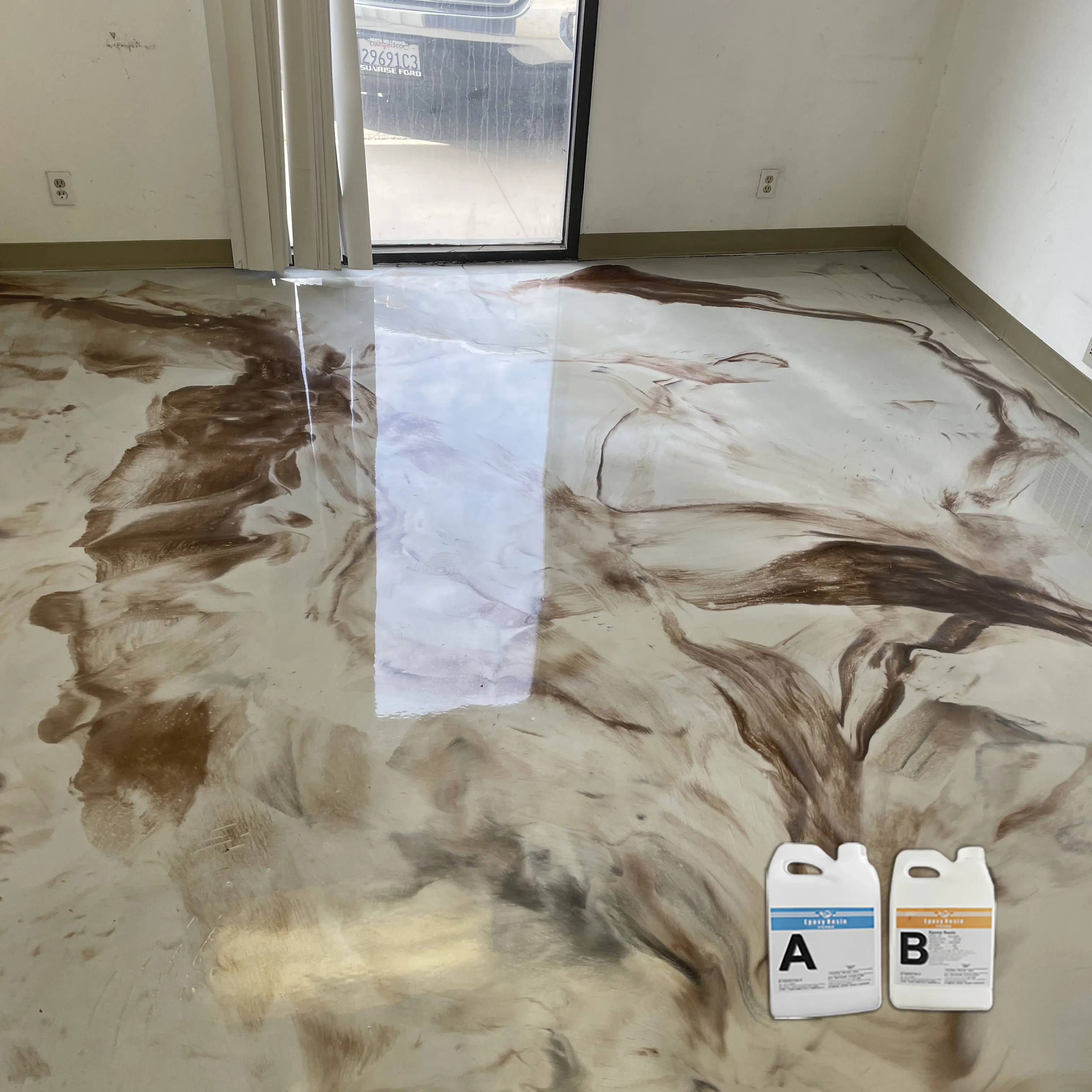 Metálico anti-risco líquido claro resina epoxica para pisos al por mayor para piso de concreto epoxy peinture de sol