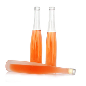Yüksek kaliteli kalınlaşmış cam şarap şişesi 375ml 1L kapasiteli özel Logo özelliği ile buzlu buz şarap şişesi ile vidalı kapak - Product Image 5