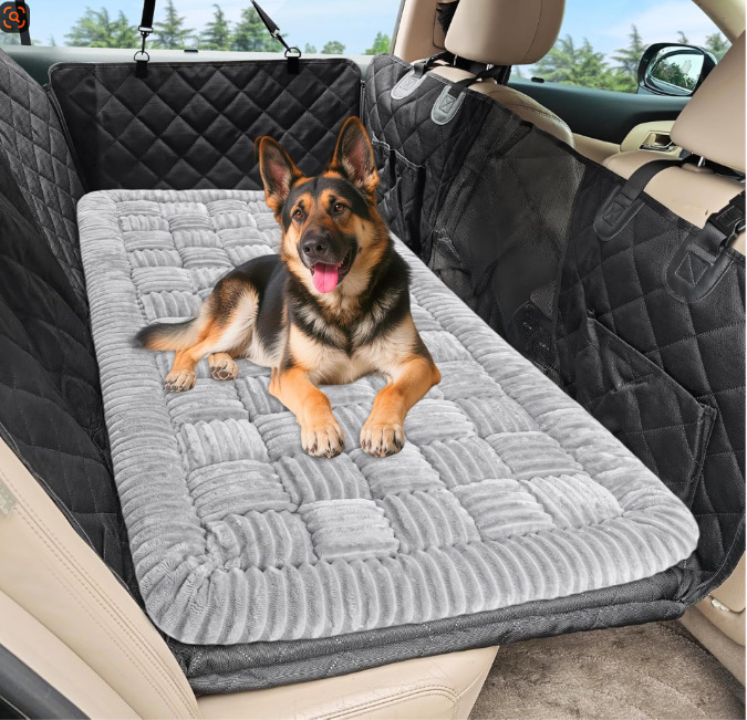 Tapis pour animaux de compagnie sur siège arrière de voiture, patchwork gris clair pur