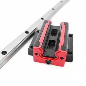 Sistema de bolas de cuatro filas de acero endurecido con riel de guía lineal HGR15 HGR20 HGR25 HGR30 de alta precisión para máquinas herramienta CNC - Product Image 3