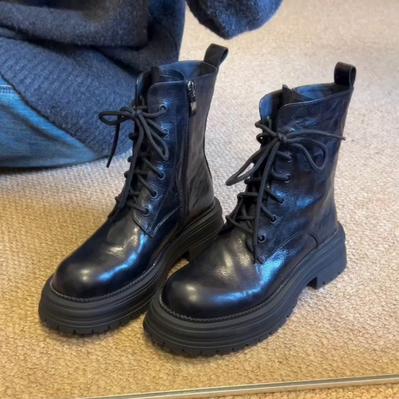 Black single lining