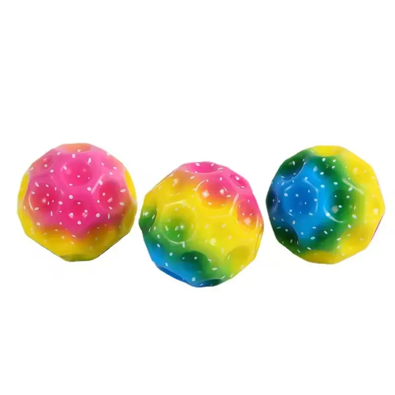 Toptan PU köpük yüksek zıplayan ay şekli Anti rölyef topu oyuncaklar çocuklar için stres uzay topu