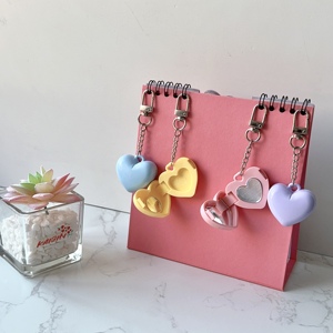 Nhựa hình trái tim rỗng mỹ phẩm trường hợp Lip Balm container dễ thương bột với Keychain và túi nhựa - Product Image 3