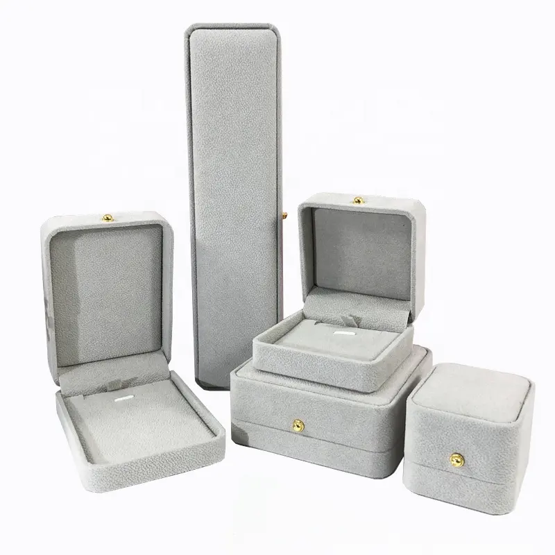 CSMD MOQ 100 piezas fabricante chino al por mayor joyería rígida embalaje de regalo al por menor lujo gris terciopelo brazalete cajas para collar