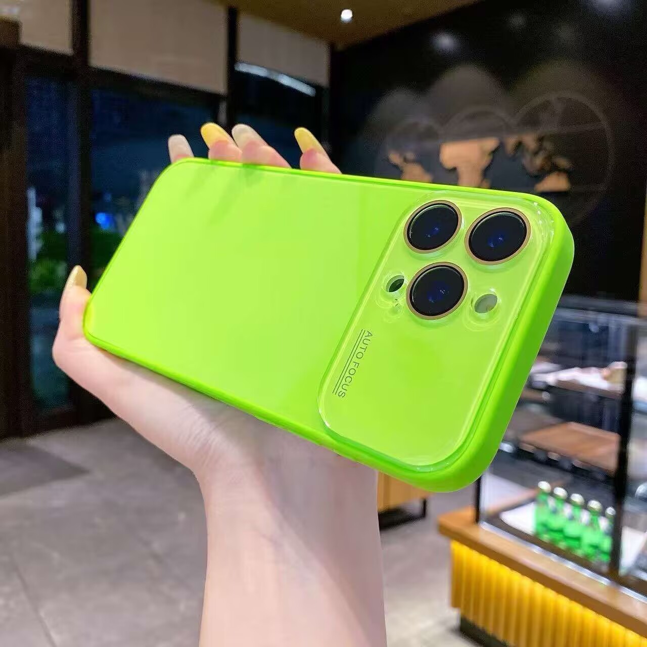 Fluorescent green