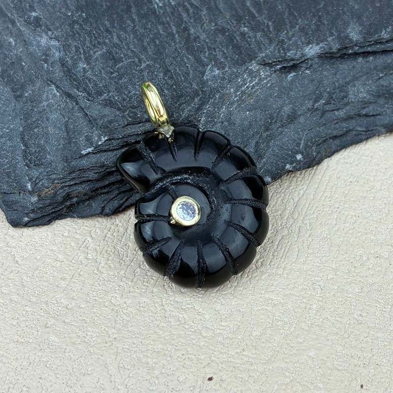 Gold-Obsidian