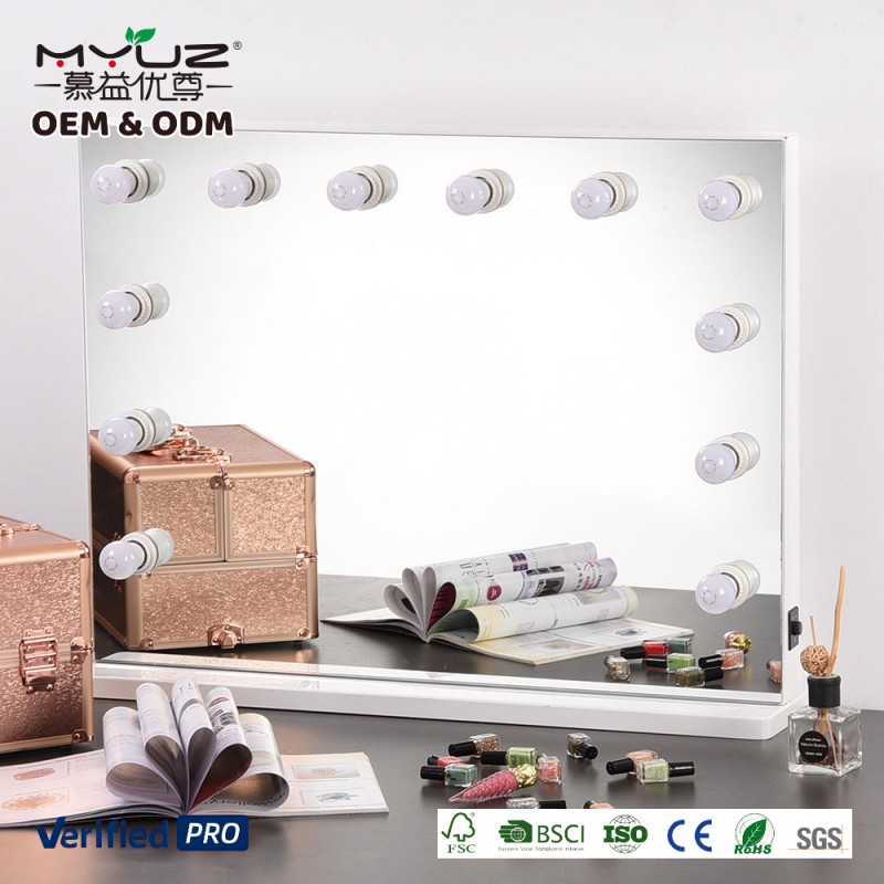 Miroir de maquillage (3 couleurs disponibles)