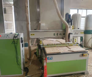 Máquina de grabado de 3 ejes para carpintería, enrutador CNC automático para madera contrachapada - Product Image 3