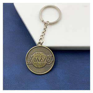 Metal anahtarlık Nba basketbol Fan hediye Mini basketbol takımı sembol anahtarlık roket savaşçı Laker koleksiyon sırt çantası kolye - Product Image 5