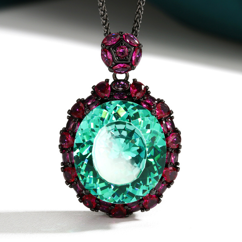 Pendentif Parra vert en or noir avec chaîne Chopin