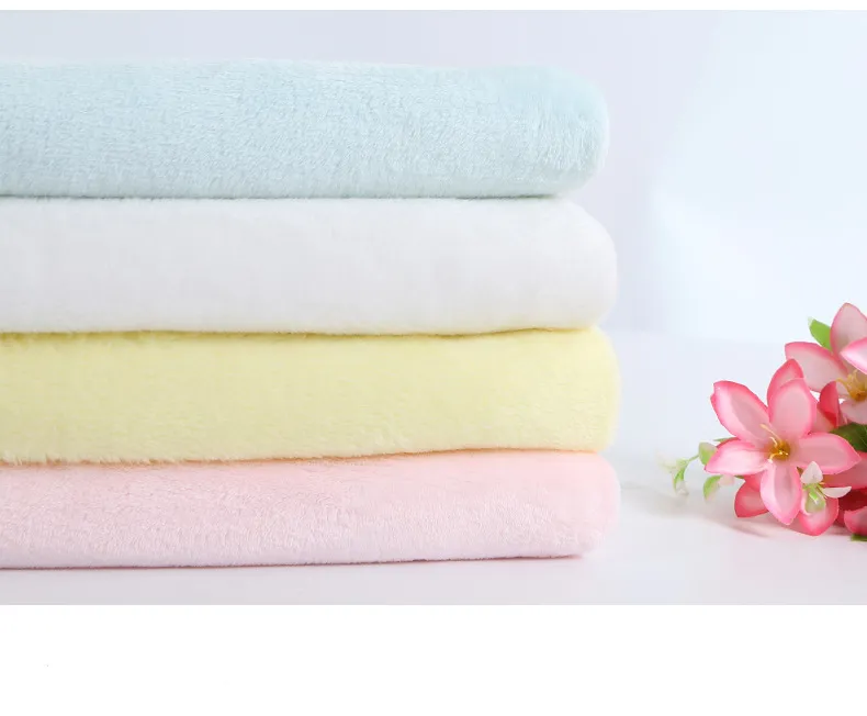 Usine QUNYING vente en gros, couleur unie 100% Polyester chaîne tissu tricoté Textiles flanelle polaire tissu