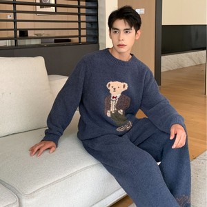 24 mùa thu mùa đông mềm mại dễ thương phim hoạt hình kẻ sọc ngọt ngào gấu dệt kim dày crewneck chống Đóng cọc 100% polyester Áo Thun đồ ngủ nam - Product Image 1