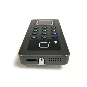 Sistema di controllo degli accessi con codice QR in metallo autonomo 13.56Mhz IP65 impermeabile tipo di chiave di rete TCP tramite controllo APP