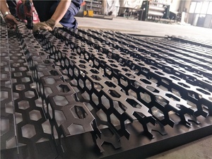 Facciate per edifici Audi Sheet 3D Wall per sistema di rivestimento metallo perforato per pannello singolo in alluminio residenziale - Product Image 2