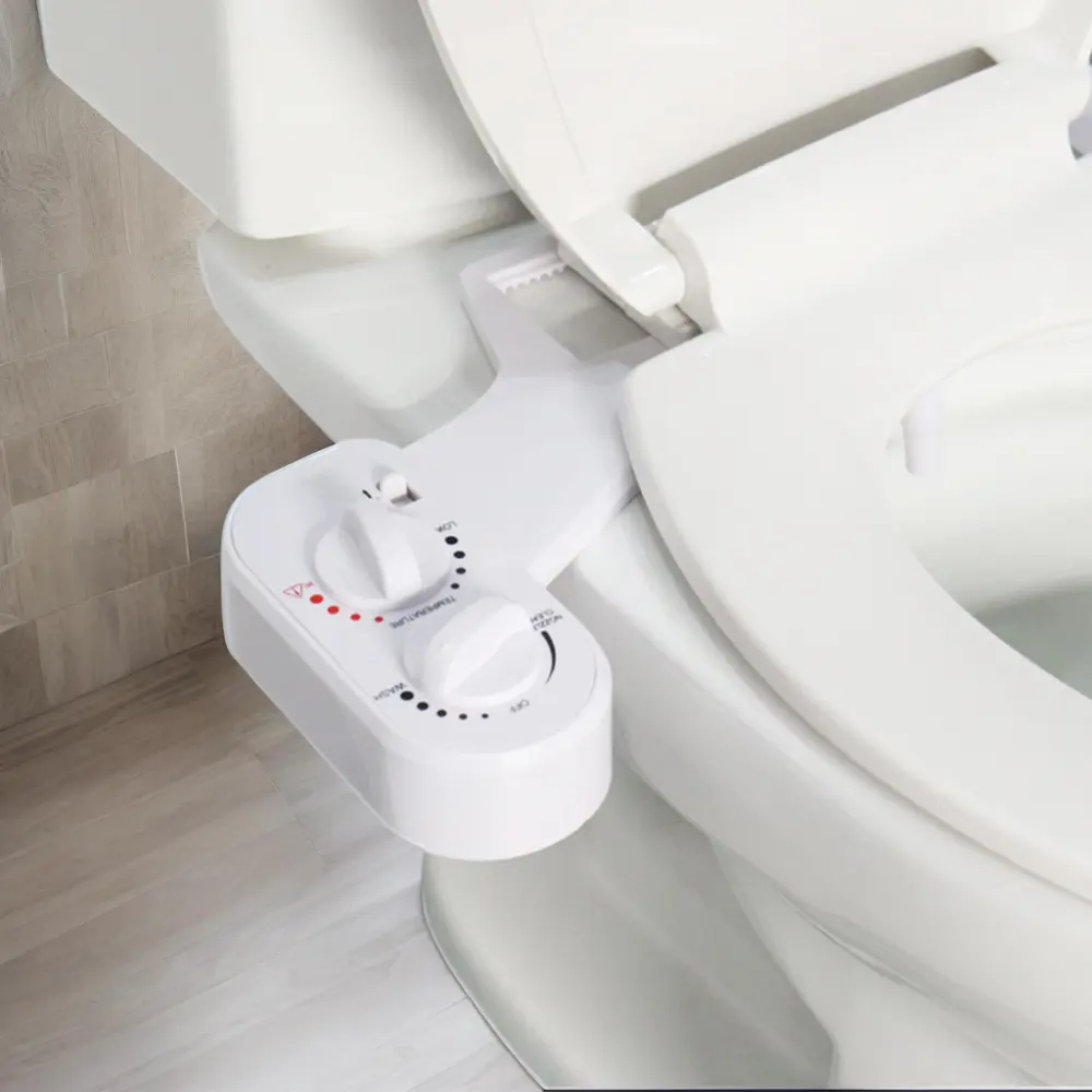 Installation rapide Design Bidet WC Buse unique Eau douce Plastique Non électrique Eau froide et chaude Toilette Bidet Attachement