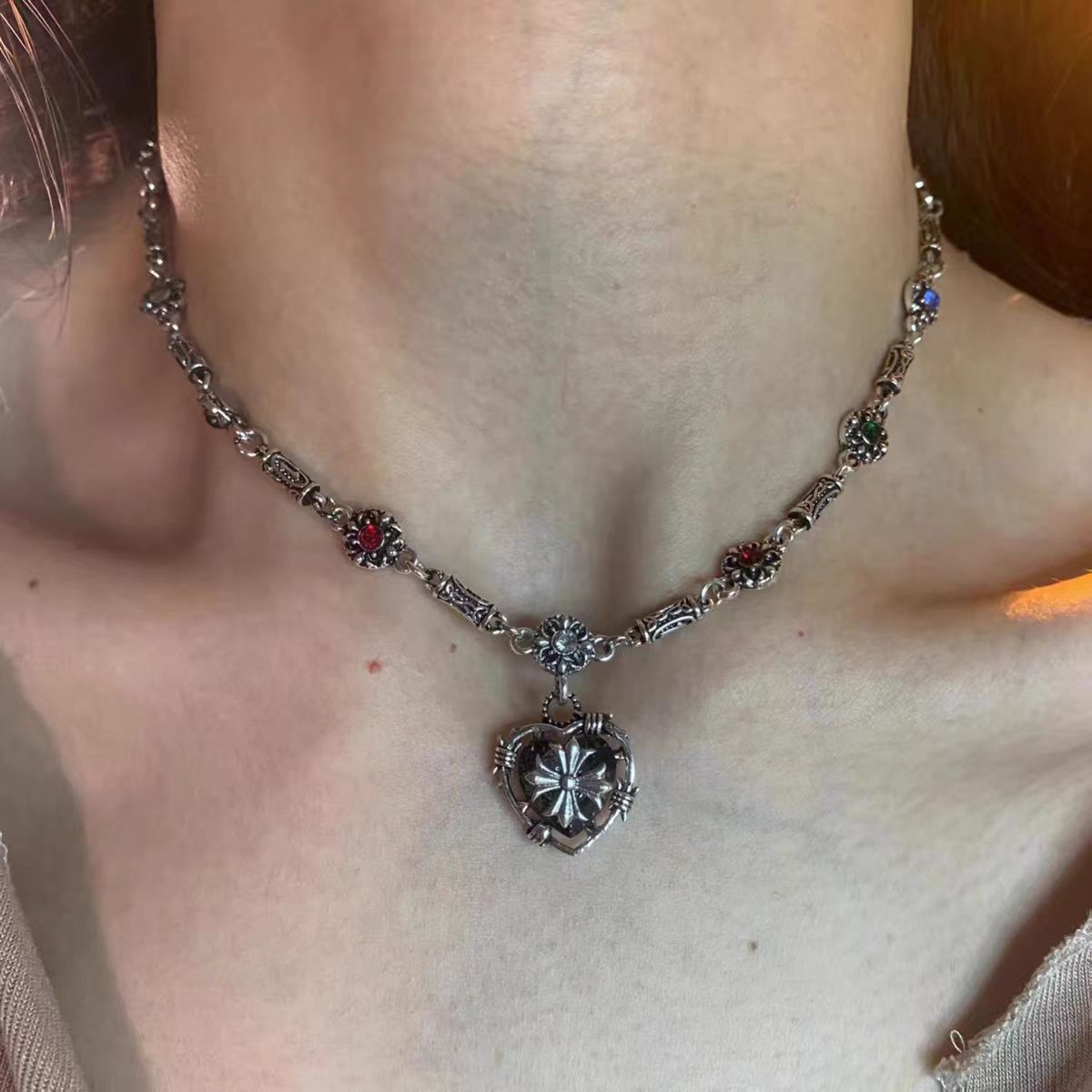 Heart-shaped Pearl Black Onyx Pendant