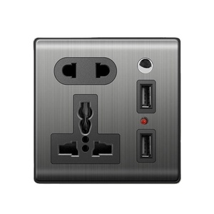 Presa commutata multifunzione a 5 pin con presa neon + USB - Product Image 1