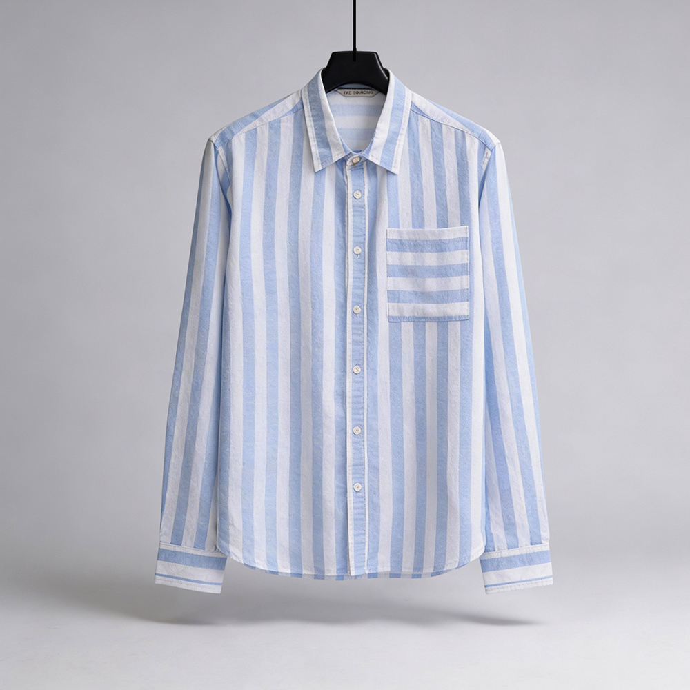 ฟ้าและขาว