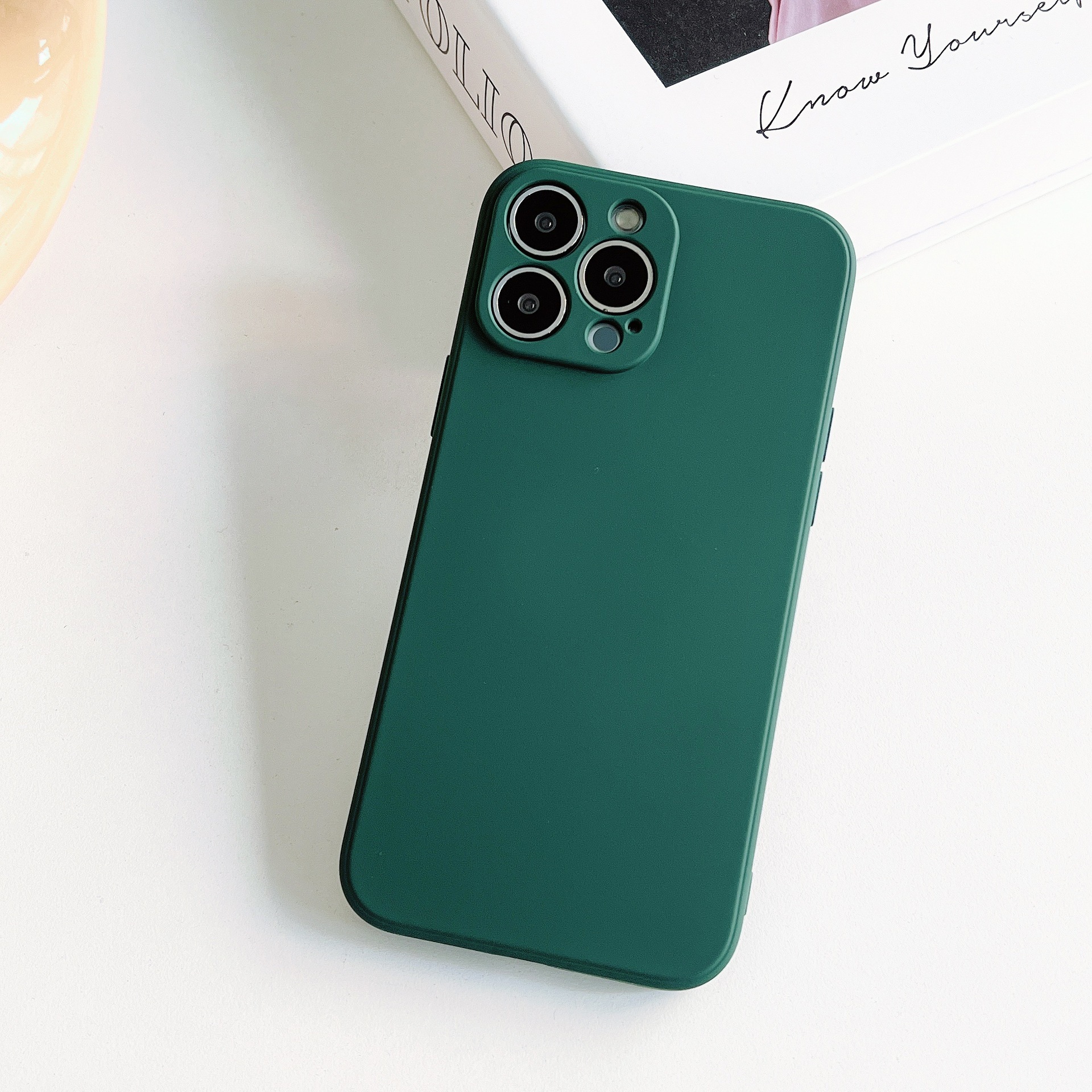 Verde oscuro