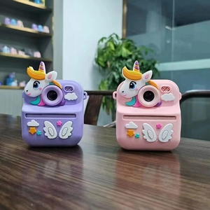 S1-tavşanların ve kurbağaların çizgi film desenleriyle anında fotoğraf makinesi. Yüksek çözünürlüklü dijital kamera. Çocuk hediyesi.