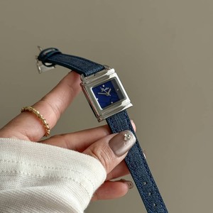 फैशन वर्ग लॉक घड़ी स्टेनलेस स्टील बैंड मिश्र धातु केस क्वार्ट्ज क्रॉस-सीमा पार विदेशी व्यापार - Product Image 3