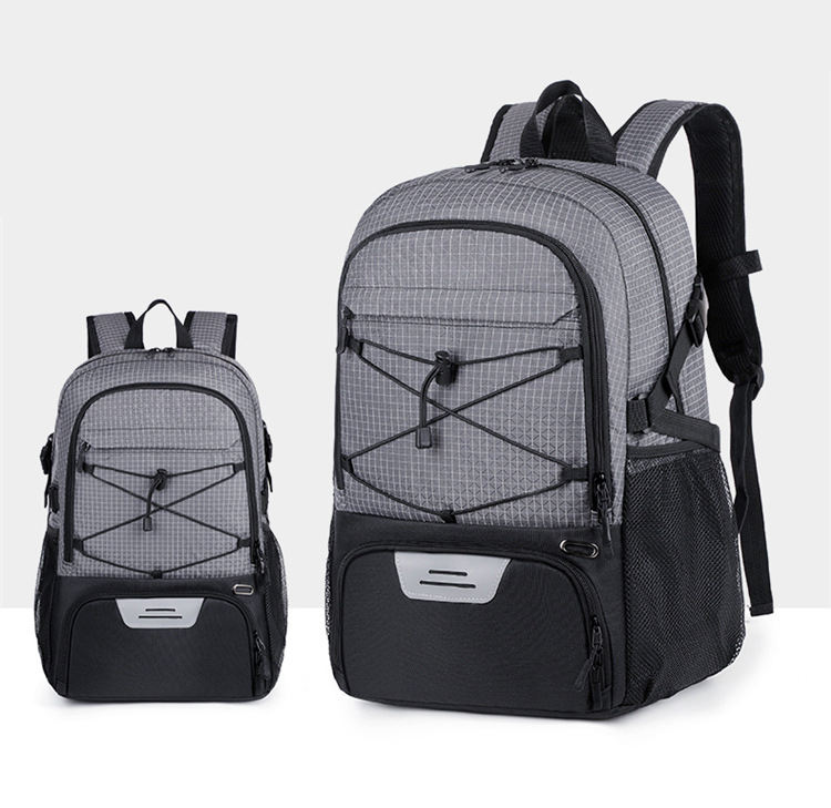 Modelo de nailon en color gris.