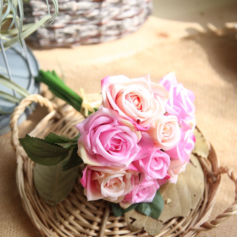 Carmin rose