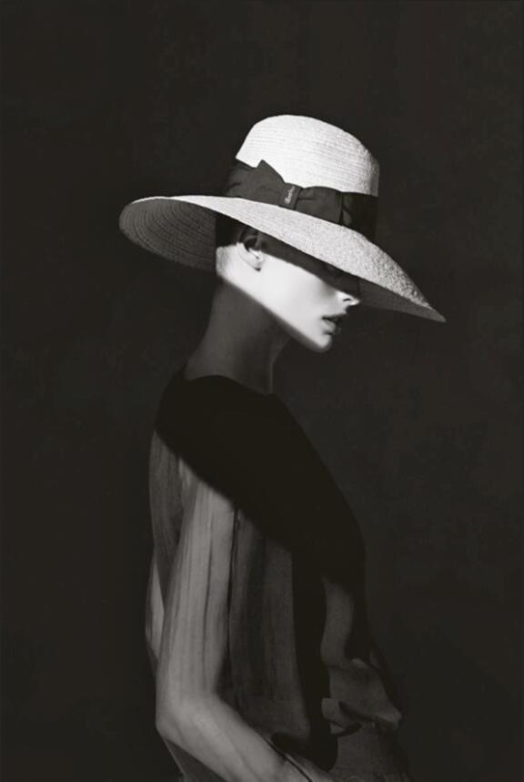 Noir B