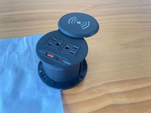 80mm Universal Power New Round Desktop Power Grommet Socket con PD20W Cubierta de rotación de Carga inalámbrica para el hogar y la Oficina - Product Image 4